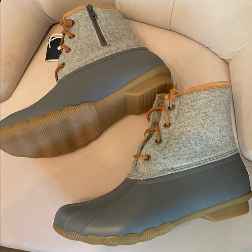 Sperry Saltwater Wool Embossed Duck Boot - Picture 2 of 7
